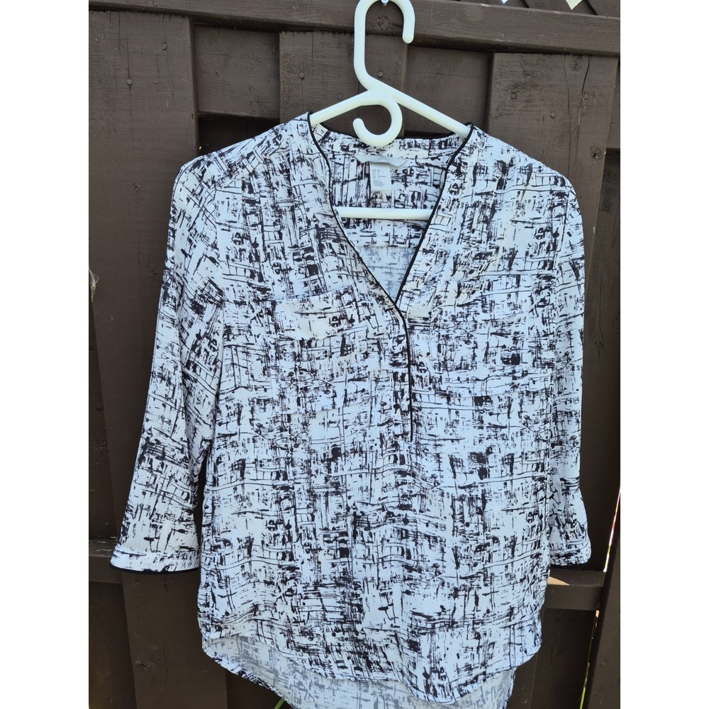 H&M Women's Black White Button Down Blouse‎ Shirt Top With Pockets size 6 EUC